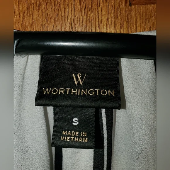 Worthington tank top. Size small. - Picture 2 of 2